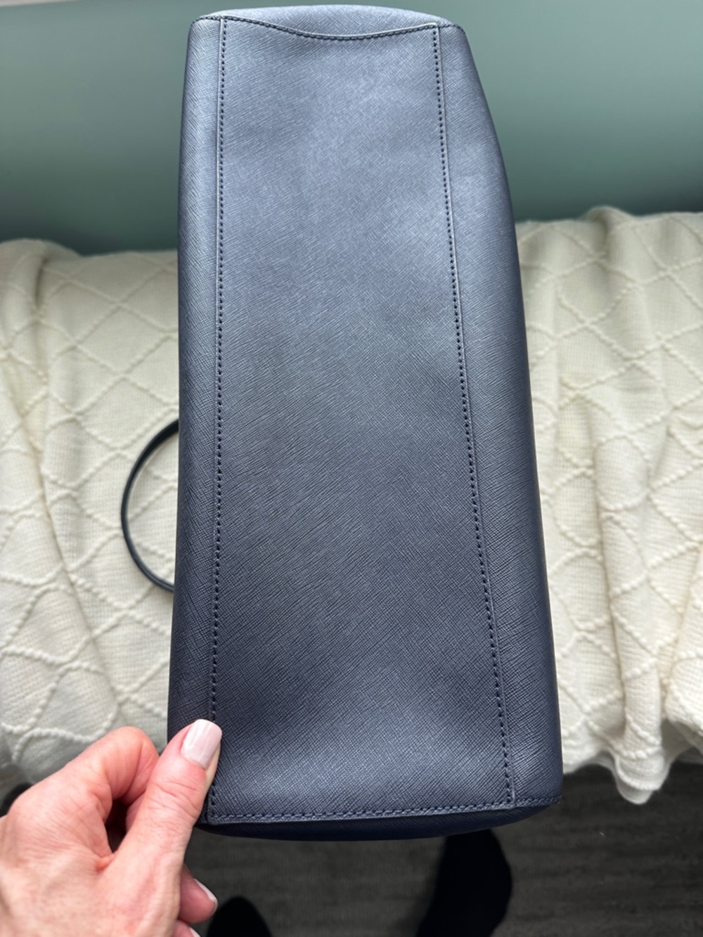 Tory Burch Navy Saffiano Leather Tote with Gold Logo - Picture 7 of 11